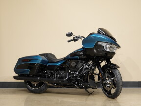 FLTRX 2026 Road Glide™ thumb 2