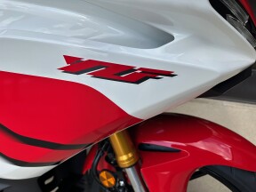 2026 Yamaha YZF-R3 70th Anniversary Edition thumb 3