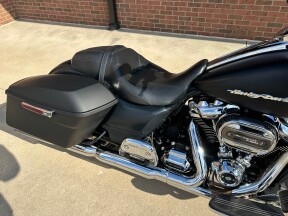 2018 Harley-Davidson Road Glide FLTRX thumb 0