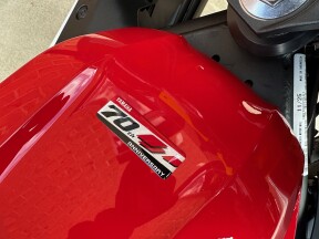 2026 Yamaha YZF-R3 70th Anniversary Edition thumb 2