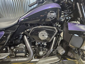2026 Harley-Davidson® Street Glide Limited Purple Abyss / Vivid Black Chrome Trim thumb 3