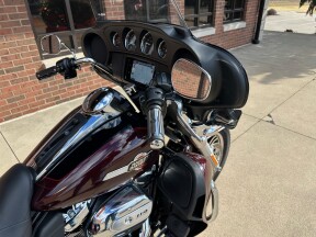 2022 Harley-Davidson Tri Glide Ultra Trike FLHTCUTG thumb 0
