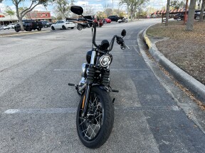 2025 Harley-Davidson® Street Bob® thumb 2