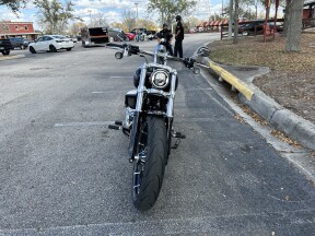 2025 Harley-Davidson® Breakout™ thumb 2