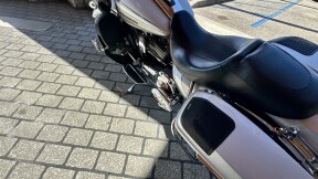 FLTRUSE 2016 CVO™ Road Glide® Ultra thumb 0