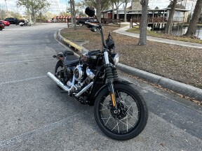 2025 Harley-Davidson® Street Bob® thumb 3