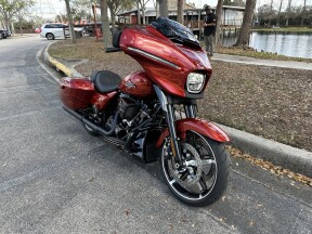2025 Harley-Davidson® Street Glide® thumb 3