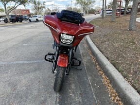 2025 Harley-Davidson® Street Glide® thumb 2