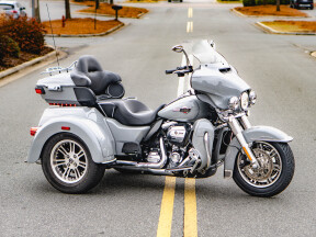 FLHTCUTG 2024 Tri Glide™ Ultra thumb 2