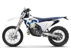 2026 HUSQVARNA TE 250 WHITE thumb 2