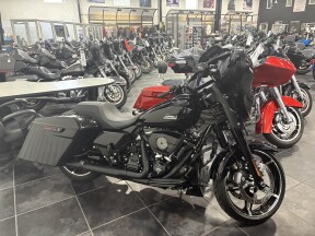 2024 Street Glide 117CI only 452kms! thumb 3