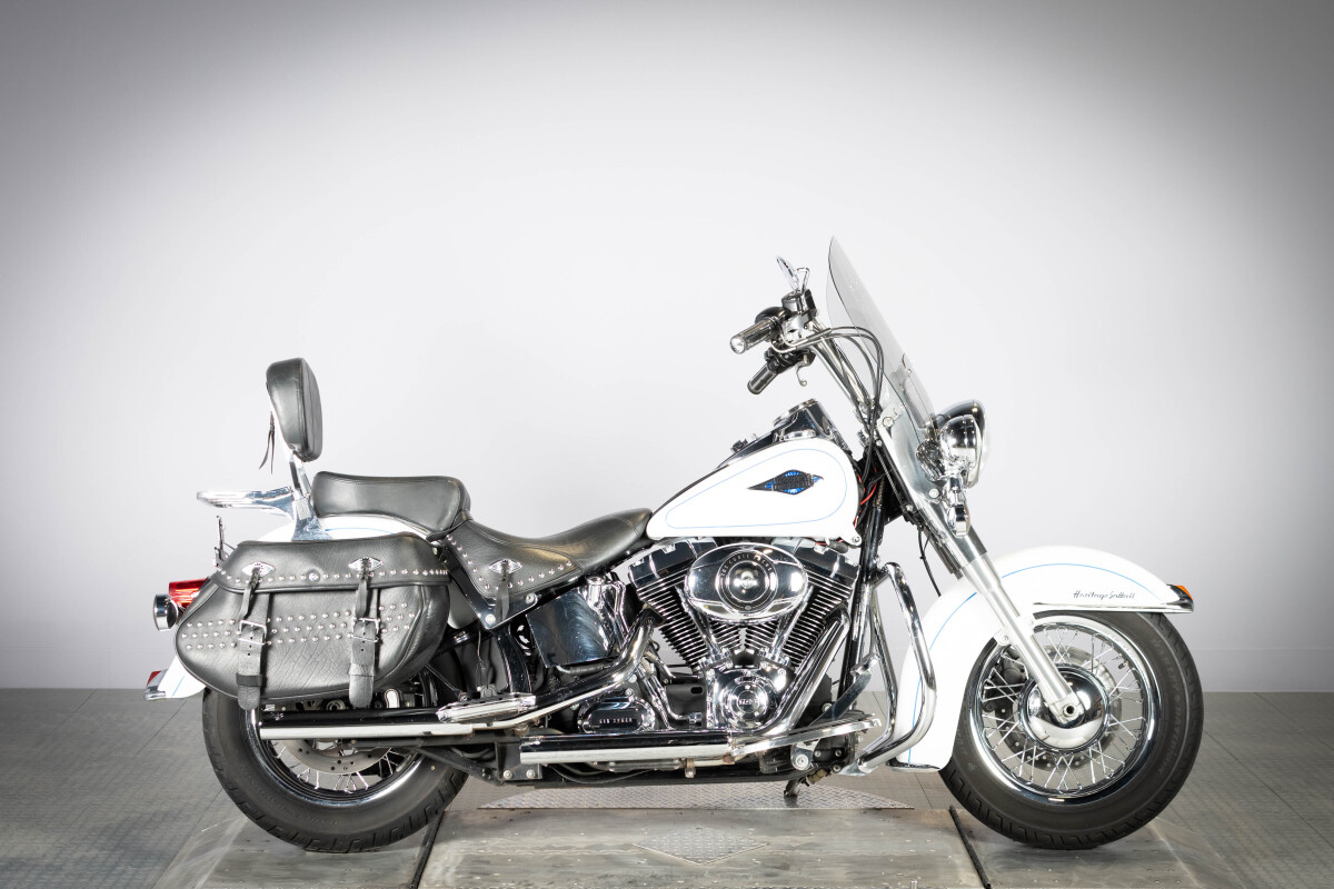 2013 Harley-Davidson® Heritage Softail® Classic FLSTC | High