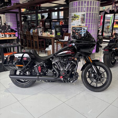 ローライダーSTを新作パーツでカスタムしました！ | Harley-Davidson® 湘南