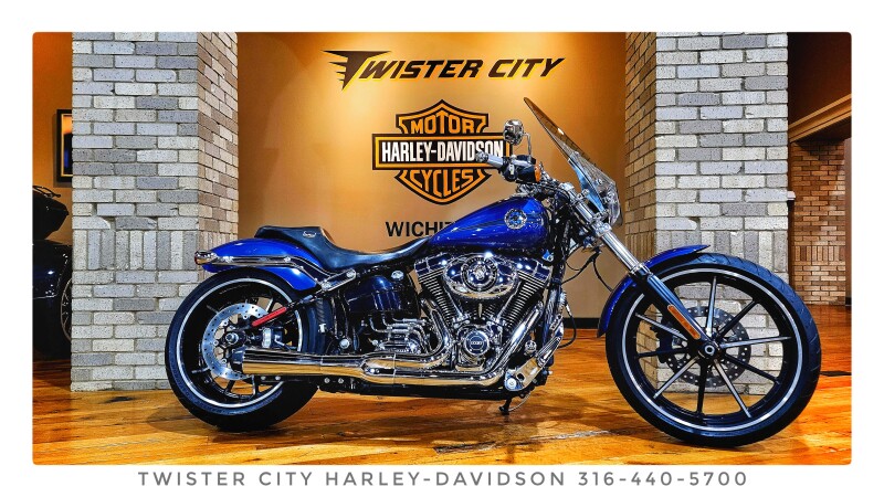 2015 Harley-Davidson® Breakout®, FXSB103
