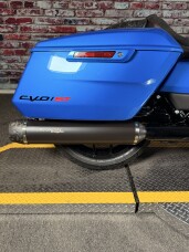 Harley-Davidson® CVO Road Glide ST 2026 FLTRXSTSE ELECTRIC COAST W/ PINSTRIPE thumb 0