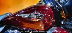 2022 Harley-Davidson® Tri Glide® Ultra, FLHTCUTG thumb 0