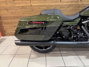 2026 Harley-Davidson® Road Glide® Olive Steel Metallic / Vivid Black Black Trim FLTRX thumb 0