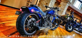 2015 Harley-Davidson® Breakout®, FXSB103 thumb 1