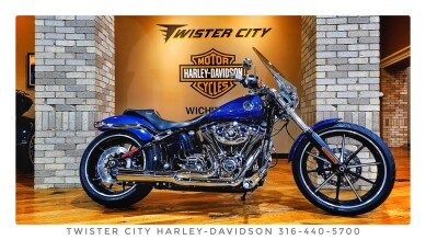 2015 Harley-Davidson® Breakout®, FXSB103