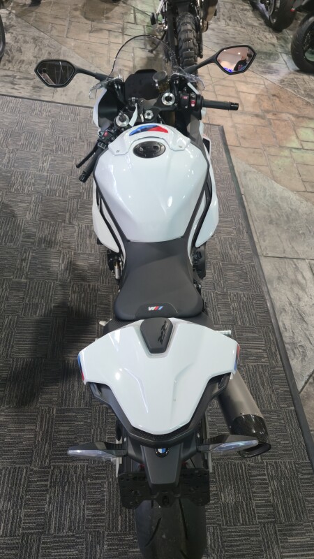 2026 BMW Motorrad S 1000 RR, photo 4
