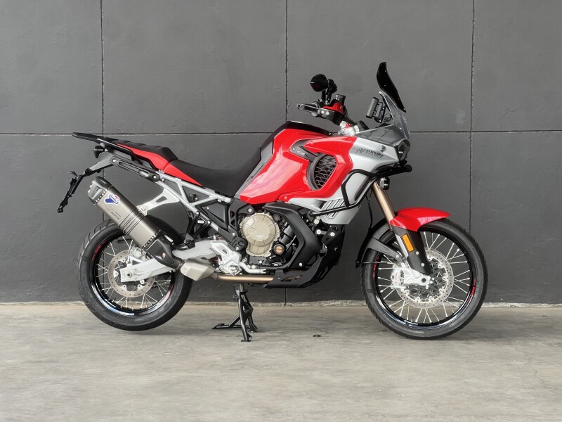 2024 MV AGUSTA ENDURO VELOCE RED