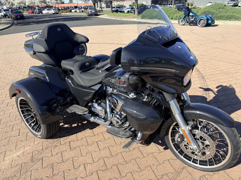 FLHLT 2026 Street Glide 3 Limited