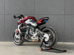 2017 MV AGUSTA DRAGSTER 800 RR RED thumb 0