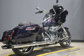 2025 Harley-Davidson® Road Glide™ FLTRX thumb 2