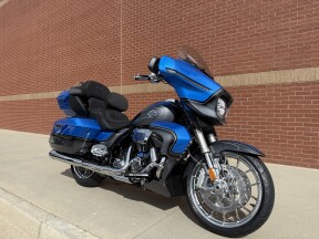 2026 Harley-Davidson® CVO Street Glide Limited Electric Coast CVO Two-Tone thumb 2