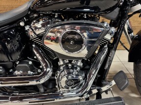 2026 Harley-Davidson® Fat Boy® Olive Steel Metallic / Vivid Black Chrome Trim FLFB thumb 2
