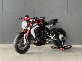 2017 MV AGUSTA DRAGSTER 800 RR RED thumb 2