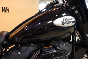 2024 Harley-Davidson HD Cruiser FLHCS Heritage Softail Classic thumb 3