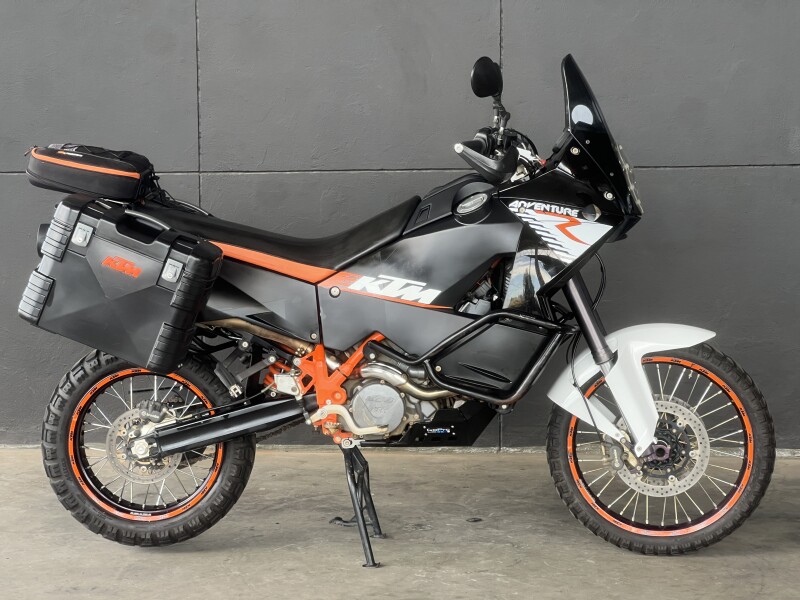 2010 KTM 990 ADVENTURE R BLACK