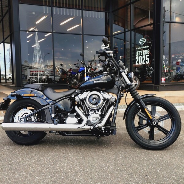 2025　FXBB　ストリートボブ認定中古車