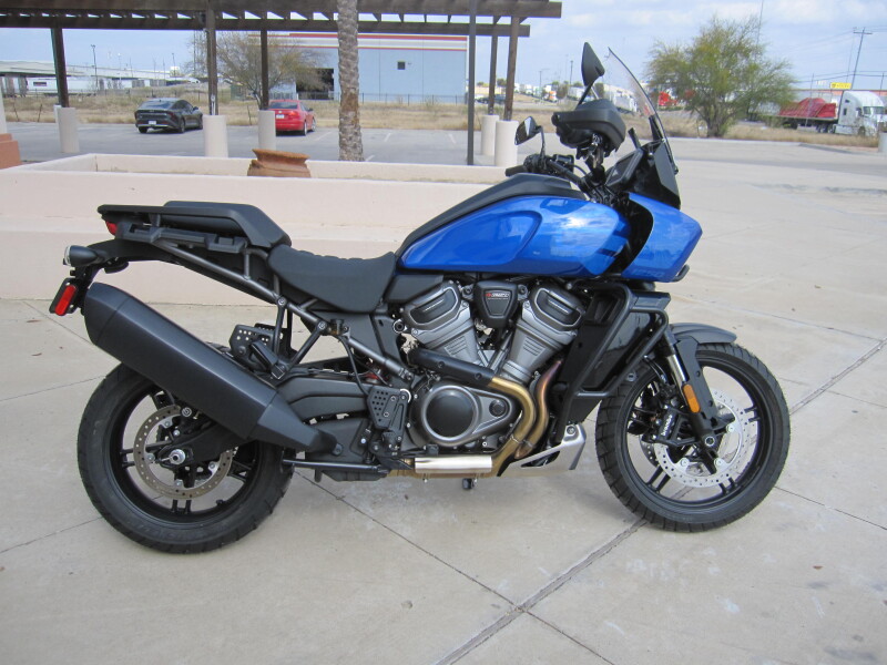 2025 Harley-Davidson® Pan America® 1250 Special Blue Burst w/Cast Wheels