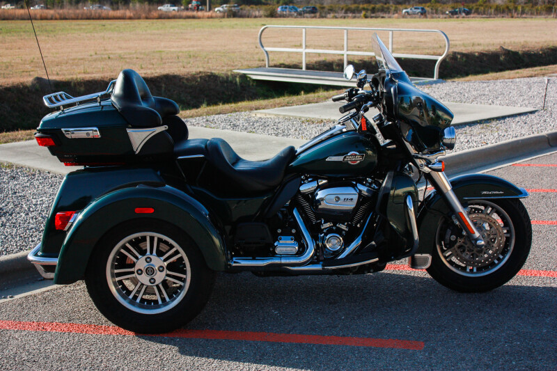 2024 Harley-Davidson® Tri Glide® Ultra FLHTCUTG