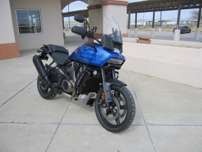 2025 Harley-Davidson® Pan America® 1250 Special Blue Burst w/Cast Wheels thumb 3