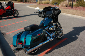 2026 Harley-Davidson® Street Glide® FLHX thumb 2