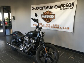 Street Bob™ thumb 1
