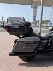 2022 Harley-Davidson® Street Glide™ ST Gunship Gray thumb 2
