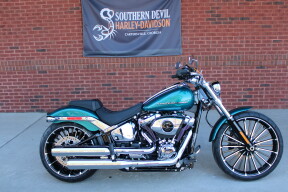 2026 Harley-Davidson® Breakout® Teal Thunder Chrome Trim thumb 2