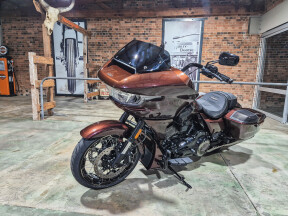 2024 Road Glide 121 thumb 2