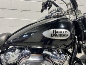 2022 Harley-Davidson® Heritage Classic 114 Vivid Black FLHCS thumb 2