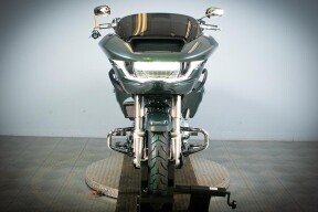 2025 Harley-Davidson® Road Glide™ FLTRX thumb 1
