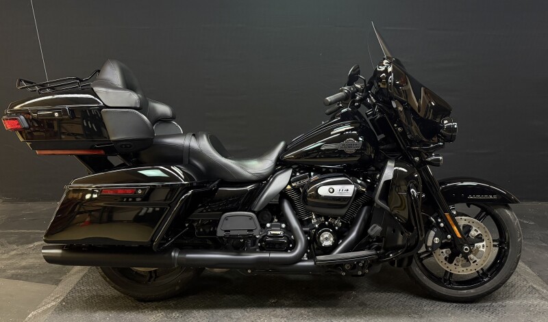 Harley-Davidson® Ultra Limited 2024 FLHTK BLACK