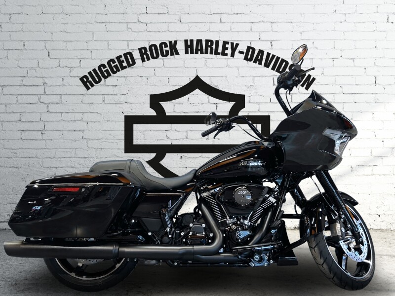 2026 Harley-Davidson® Road Glide® Vivid Black Black Trim