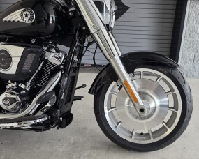 2026 Harley-Davidson® Fat Boy® thumb 2