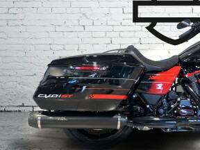 2026 Harley-Davidson® CVO Road Glide ST Citrus Heat Re-Entry thumb 0