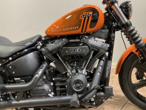 2024 Harley-Davidson® Street Bob® 114 Baja Orange  FXBBS thumb 3