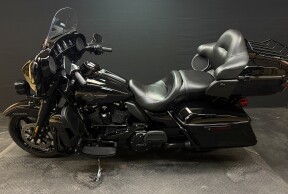 Harley-Davidson® Ultra Limited 2024 FLHTK BLACK thumb 0
